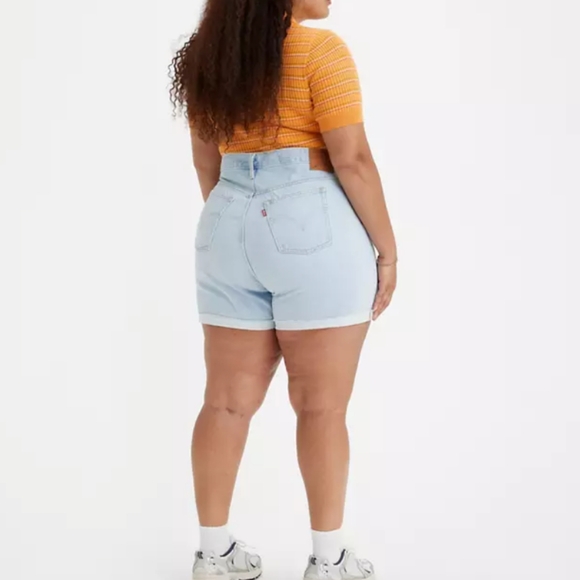 501® Premium Levi's High Rise Shorts Longer Inseam - Picture 2 of 5